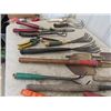 Image 6 : Assorted Garden Hand Tools ; Cutters, Claws, 