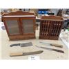 Image 1 : 2 Wooden Spice Racks + Assorted Kitchen Knives