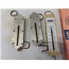 Image 5 : Glass Burners, Coke Ice Pick, Case Thermometer, Hanging 
