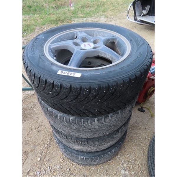 Set of 4 Honda Accord Rims with Hakkapelittar R2 