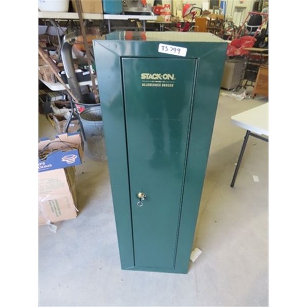 Stack On Gun Cabinet with Key 13.5" x 17" x 53" 