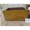 Image 2 : Early-Old Coca-Cola Crate with Bottle - has crack & Photo
