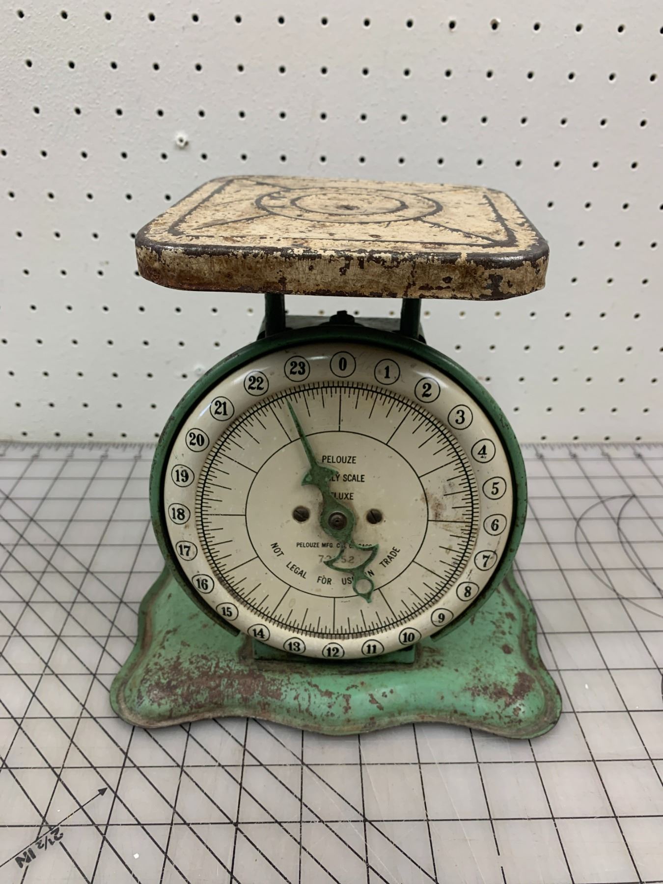 ANTIQUE FAMILY SCALE Schmalz Auctions