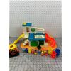 Image 1 : VINTAGE FISHER PRICE SESAME STREET CLUBHOUSE TOY SET