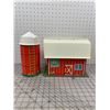Image 4 : VINTAGE FISHER PRICE FAMILY PLAY FARM TOY BARN SILO ETC