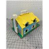 Image 5 : VINTAGE FISHER PRICE PLAY FAMILY HOME ETC
