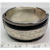 Image 3 : Silver Tone & Black Hinged Bangle and Silverplate Floral Engraved Bangle