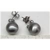 Image 6 : 2 Large Faux Pearl Bracelets & Greytone Pierced Faux Pearl Earrings