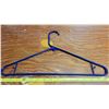 Image 2 : 31 Plastic Clothes Hanger
