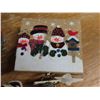 Image 5 : 2 Decorative Boxes with 10 Handcrafted Christmas Ornaments NIB + Handcrafted Mini Snowman Wreath - c