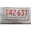 Image 1 : 1975 Saskatchewan Plate - PT42-637