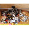 Image 10 : Large box of assorted household items/electronics