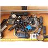 Image 4 : Large box of assorted household items/electronics
