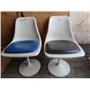 Image 1 : 2 white swivel chairs