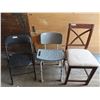Image 1 : 3 chairs (1 metal folding chair, 1 wooden kitchen chair)