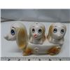 Image 1 : Antique Dog & Puppies pepper set