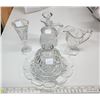 Image 1 : 4pcs old pressed glass