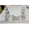 Image 1 : 3 assorted glass figurines