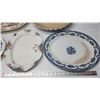 Image 3 : 5 Large serving dishes - platters and bowl