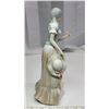 Image 2 : Porcelain Figurine - Tengra Handmade in Spain