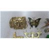 Image 3 : lot of assorted brooches