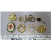 Image 1 : lot of assorted brooches