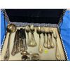 Image 1 : Gold Colour serving and eating utensil set