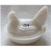 Image 1 : Vintage milk glass hen on the nest