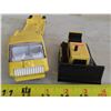 Image 2 : Vintage metal Tonka Semi & Trailer with Bulldozer