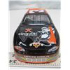 Image 6 : Monte Carlo 400 Rematch Looney Tunes – Robby Gordon #31 – 1:24-Scale Stock Car – Action 10th Anniver