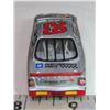 Image 6 : Kevin Harvick #29 Nascar Monte Carlo 400/Looney Tunes rematch 1:64 Scale Stock Car & Figurine