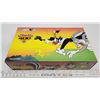 Image 4 : Looney Tunes 10th Anniversary Action 200 MCR Hauler