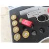 Image 4 : Comet 12 Gauge Flare Gun Kit with Case + 6 Flare Shots