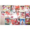 Image 2 : Full box of Detroit Redwings, cards - mint condition