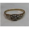 Image 5 : 14K gold band with 18K white gold accent and single diamond (diamond unverified) - weight: 1.5 grams