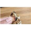 Image 7 : 4 Gold colored costume jewelry rings