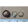 Image 2 : 3 assorted costume jewelry rings
