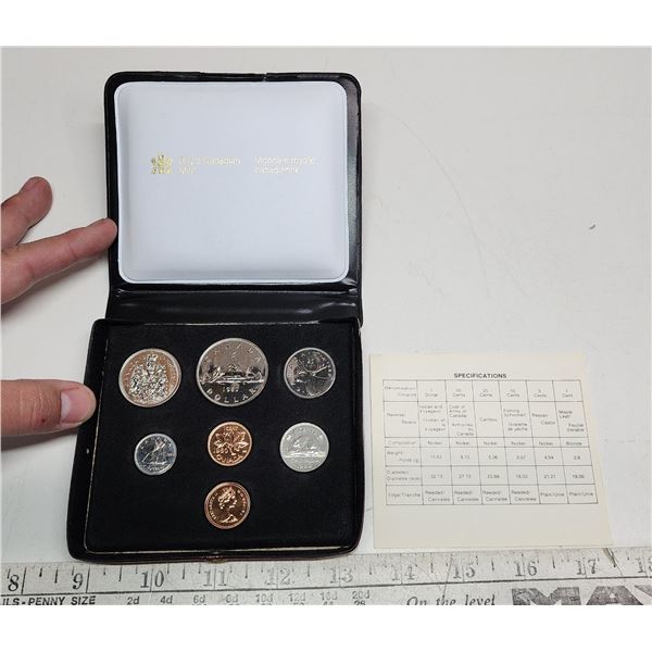 1980 Double Cent Custom Specimen Set. 7-coin set includes 2 Cents. Mintage of 41,447. Housed in its 