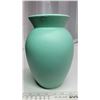 Image 2 : McCoy Vase - Green