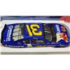 Image 2 : Nascar Looney Tunes Back in Action Model Car