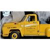 Image 3 : Matchbox 1955 Caterpillar Pick Up Diecast Model