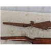 Image 8 : 2 Wooden Stocks ; 1 Monte Carlo & with with Grooved in Pistol 