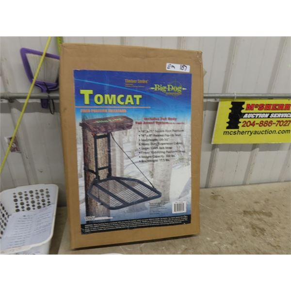 NewTom Cat Tree Stand