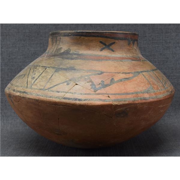 RIO GRANDE GLAZE WARE POTTERY OLLA