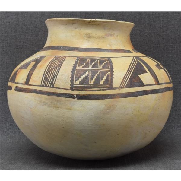 JEDDITO INDIAN POTTERY OLLA