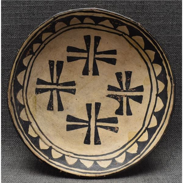 COCHITI INDIAN POTTERY PLATE