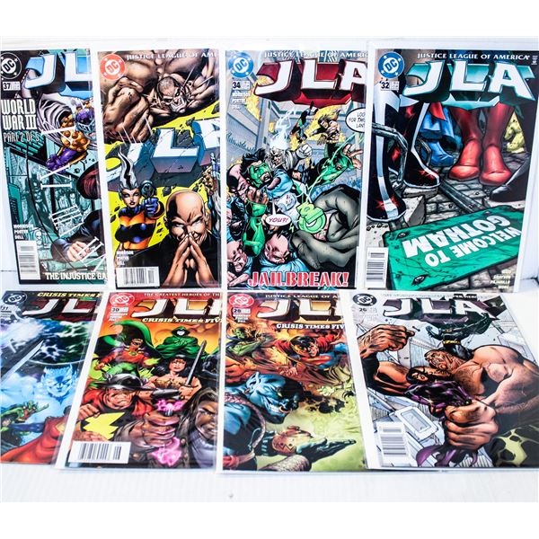 987) DC COMICS JLA LOT OF 8 COMICS