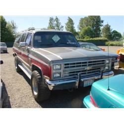  1986 CHEVROLET SUBURBAN - 4,329 (5-Digit)