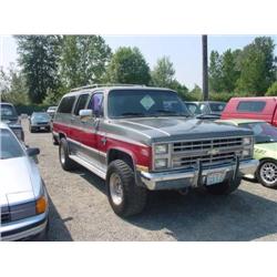  1986 CHEVROLET SUBURBAN - 4,329 (5-Digit)