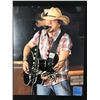 Image 1 : JASON ALDEAN SIGNED 8 X 10 (GC HOLO)